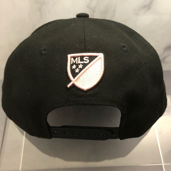 Black Miami Hat - Picture 2 of 5